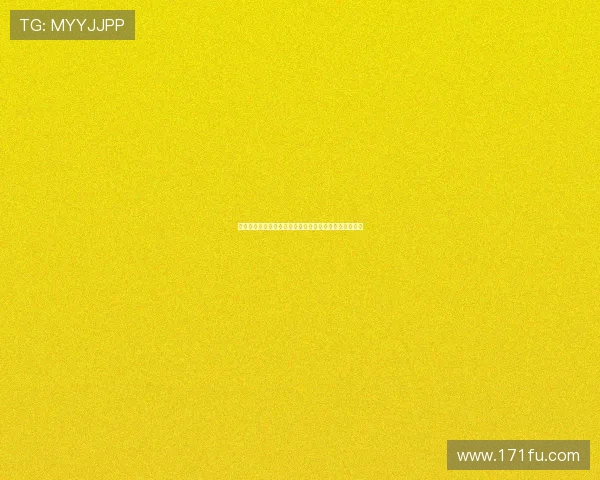 边卫战术革新与现代足球防守体系的深度解析与发展趋势